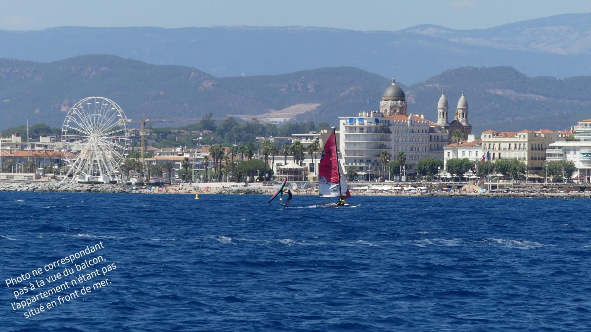Saint Raphael, T2, Piscine, Proche Centre Ville 外观 照片