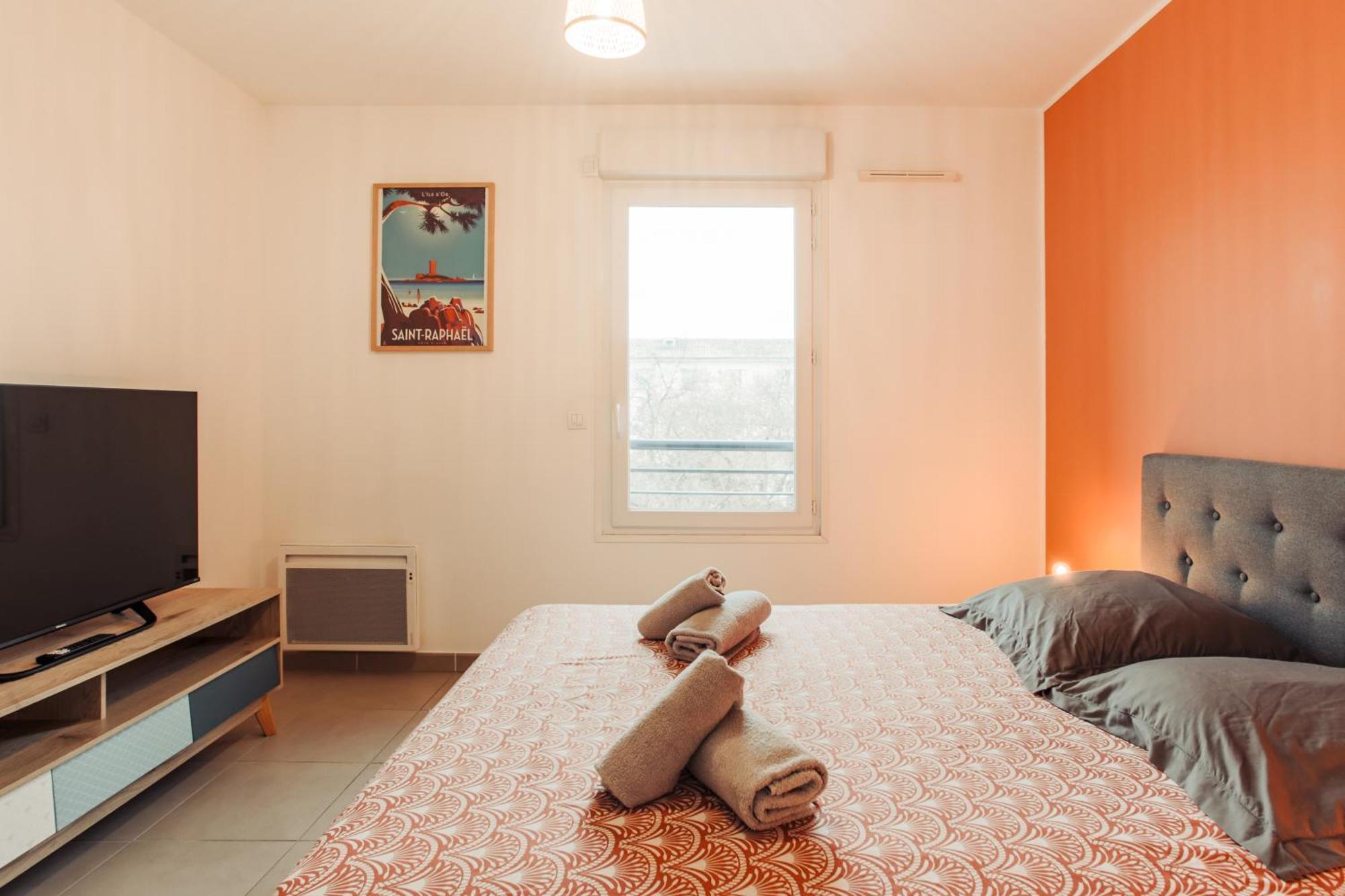 Saint Raphael, T2, Piscine, Proche Centre Ville 外观 照片
